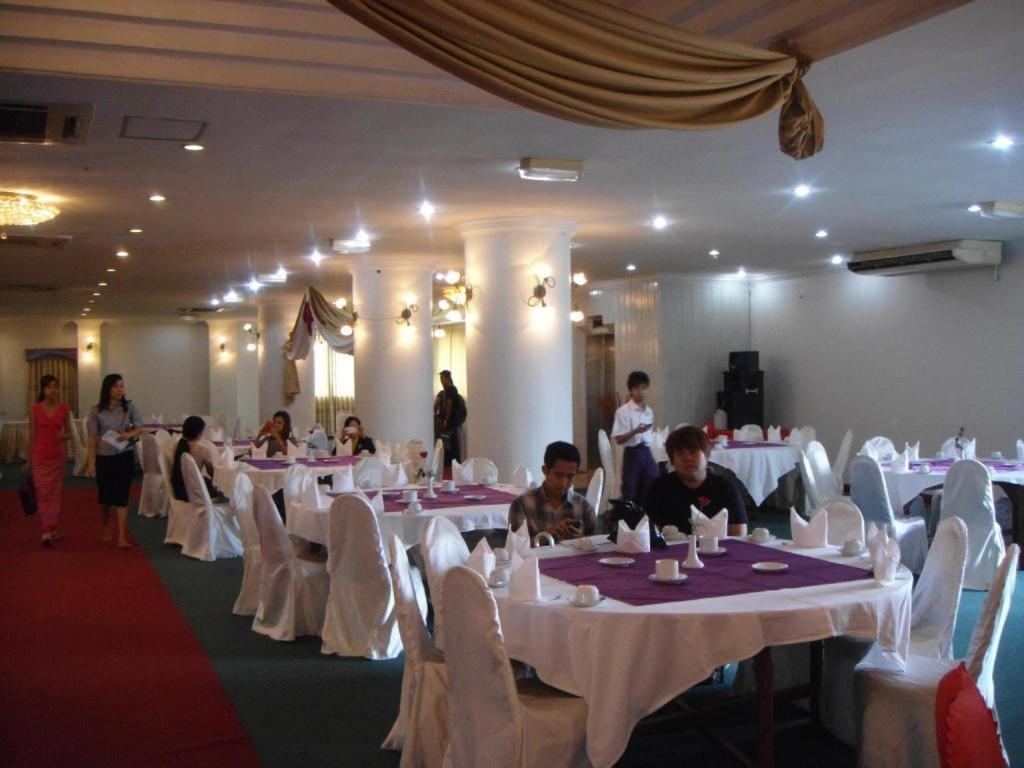 Asia Plaza Hotel Yangon Extérieur photo