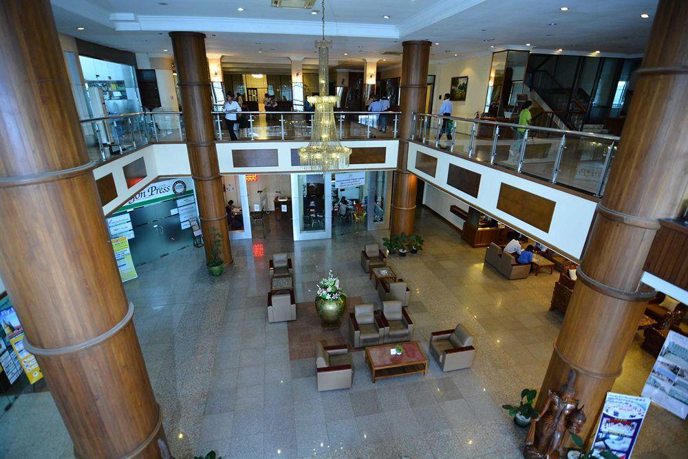 Asia Plaza Hotel Yangon Extérieur photo