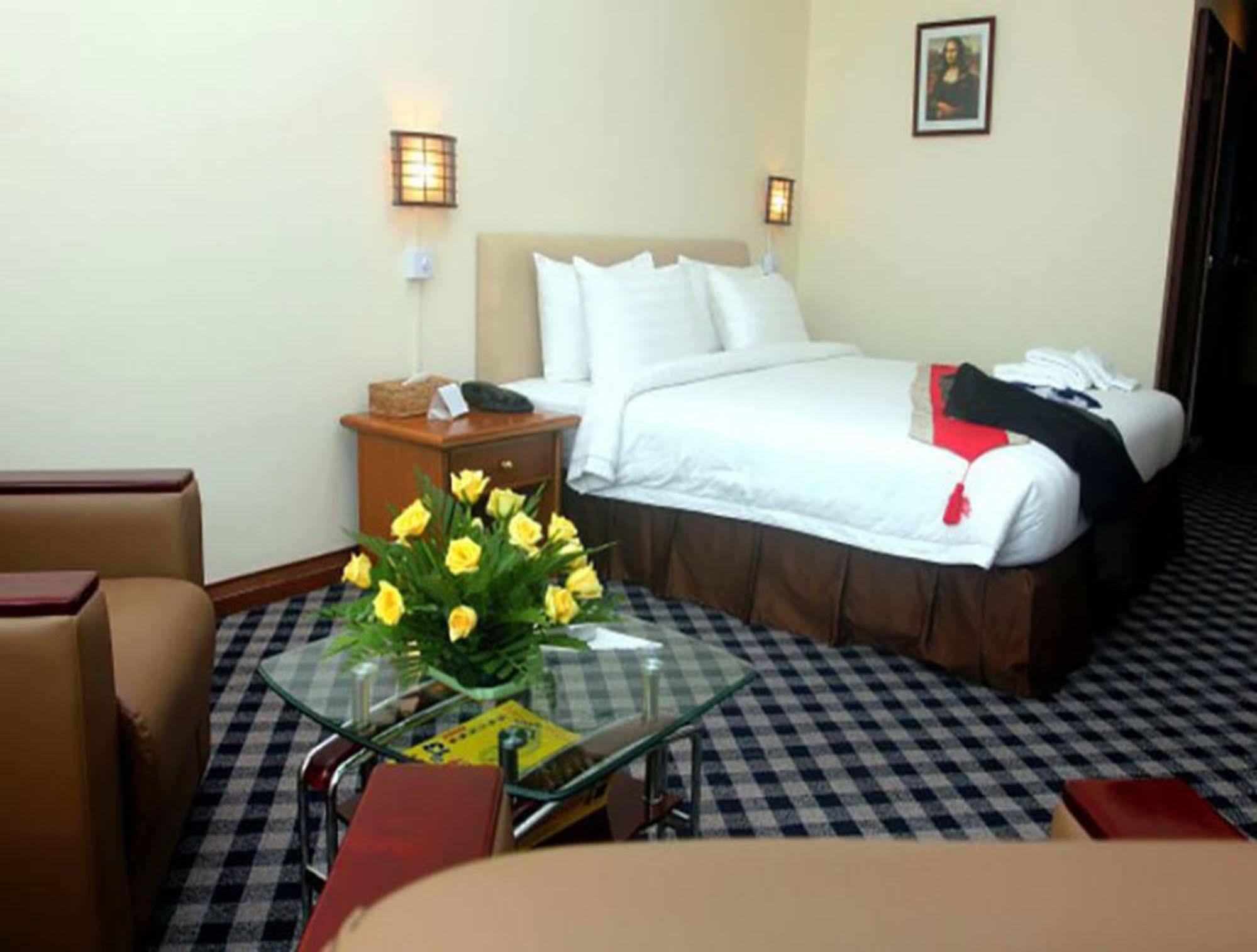 Asia Plaza Hotel Yangon Extérieur photo